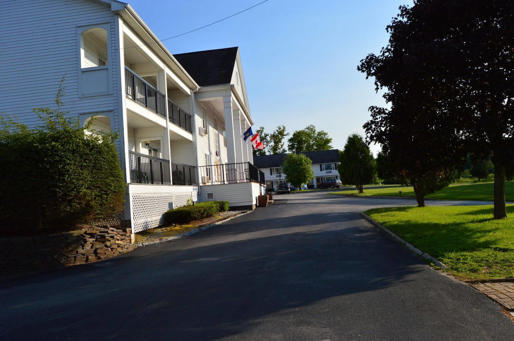 Hollow Inn And Motel Barre Exteriör bild