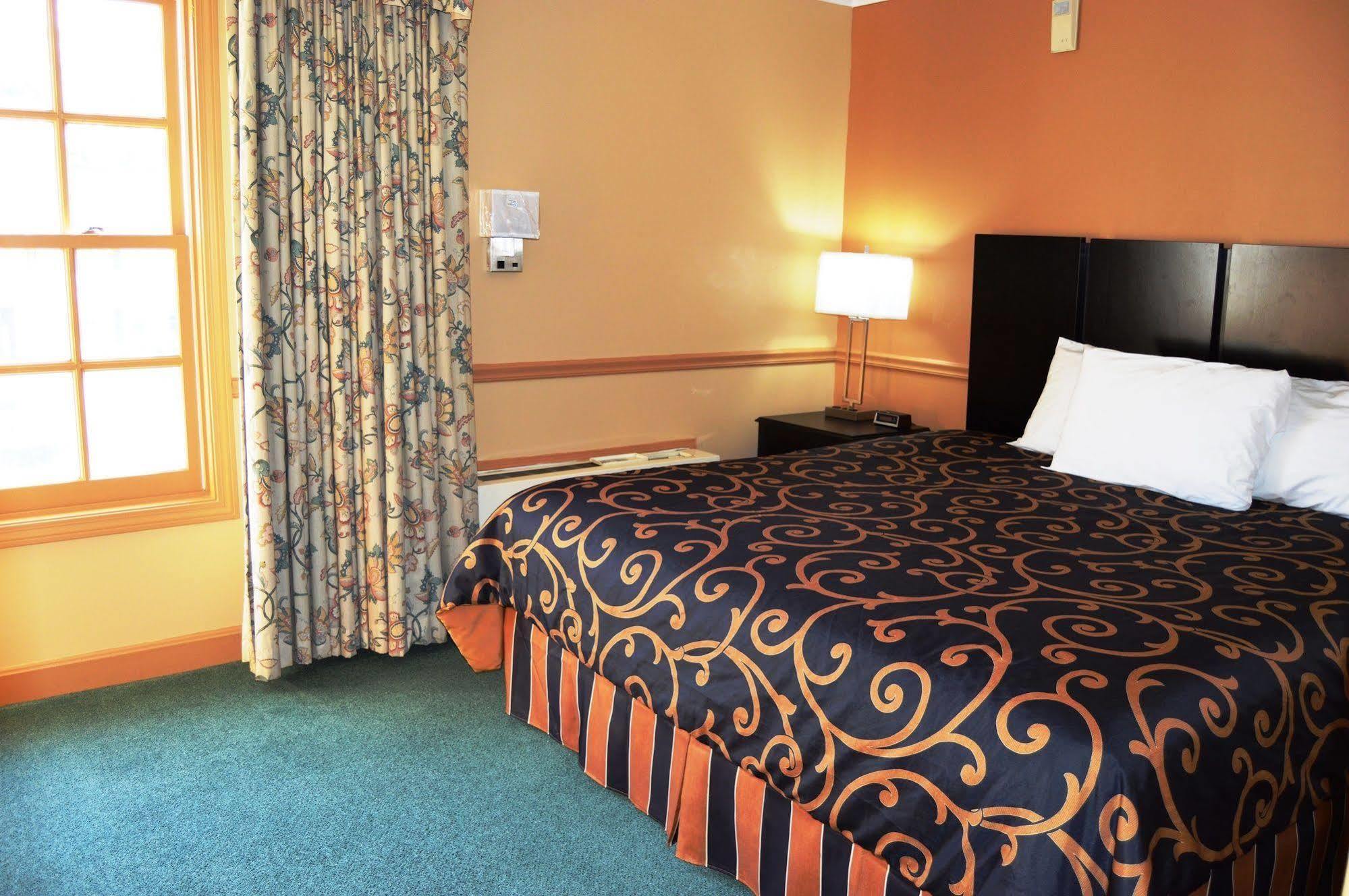 New World Inn Barre Exteriör bild